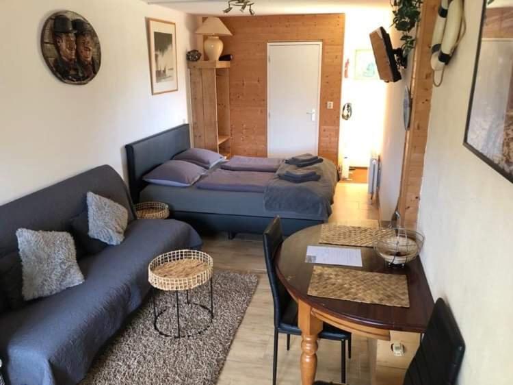 דירות אלמייט La Casa Aan Zee מראה חיצוני תמונה