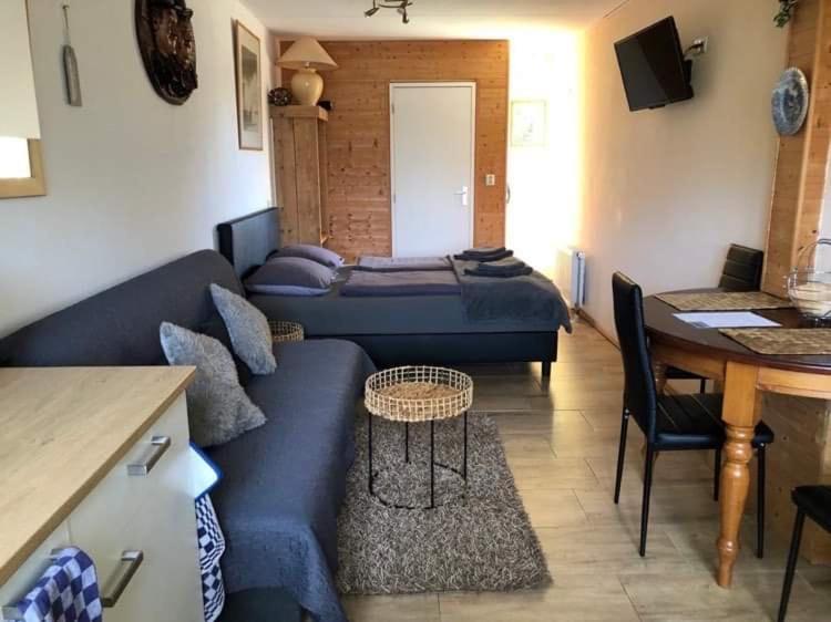 דירות אלמייט La Casa Aan Zee מראה חיצוני תמונה