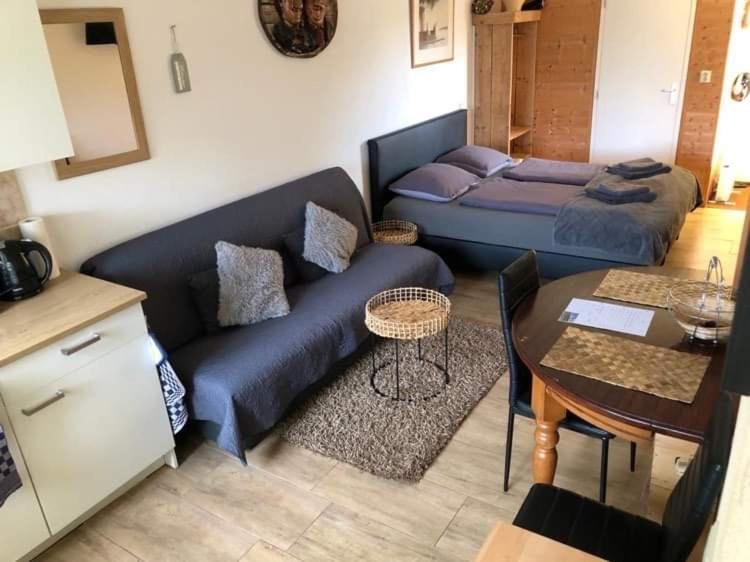 דירות אלמייט La Casa Aan Zee מראה חיצוני תמונה